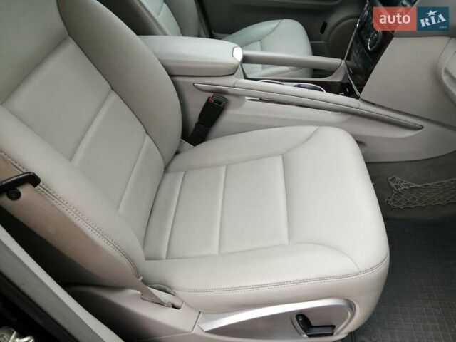 Черный Мерседес М-Класс, объемом двигателя 2.99 л и пробегом 199 тыс. км за 13500 $, фото 5 на Automoto.ua