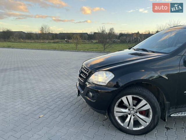 Чорний Мерседес М-Клас, об'ємом двигуна 2.99 л та пробігом 199 тис. км за 16399 $, фото 10 на Automoto.ua