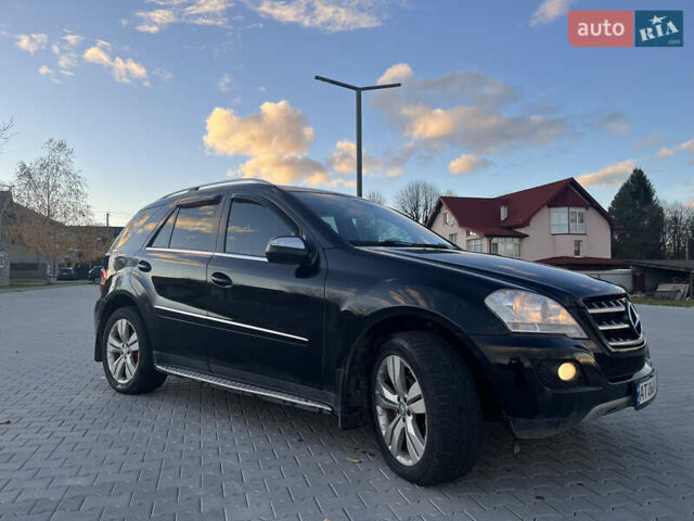 Чорний Мерседес М-Клас, об'ємом двигуна 2.99 л та пробігом 199 тис. км за 16399 $, фото 3 на Automoto.ua