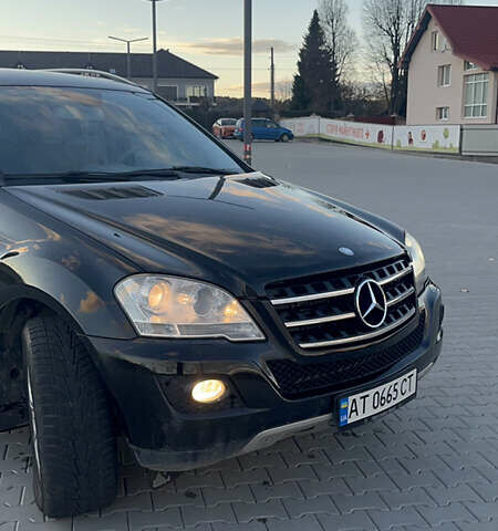 Чорний Мерседес М-Клас, об'ємом двигуна 2.99 л та пробігом 199 тис. км за 16399 $, фото 13 на Automoto.ua