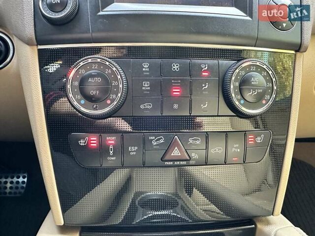 Черный Мерседес М-Класс, объемом двигателя 2.99 л и пробегом 240 тыс. км за 16600 $, фото 51 на Automoto.ua