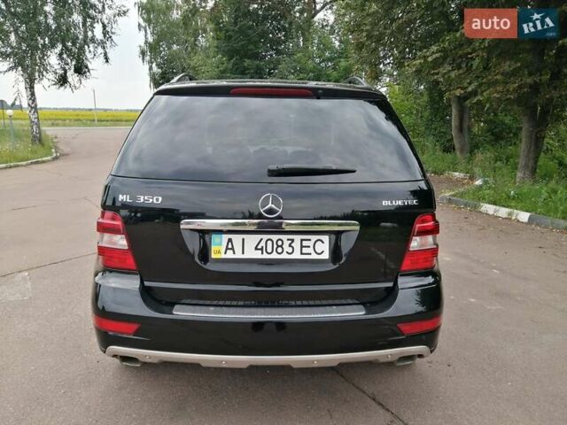 Черный Мерседес М-Класс, объемом двигателя 2.99 л и пробегом 199 тыс. км за 13500 $, фото 18 на Automoto.ua