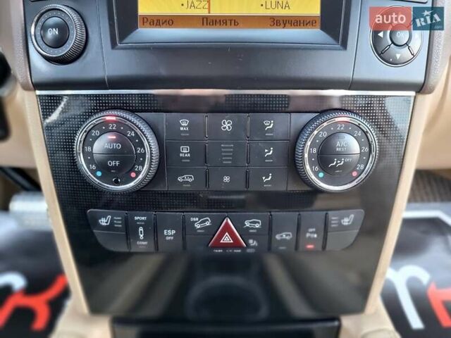 Черный Мерседес М-Класс, объемом двигателя 2.99 л и пробегом 240 тыс. км за 16900 $, фото 56 на Automoto.ua