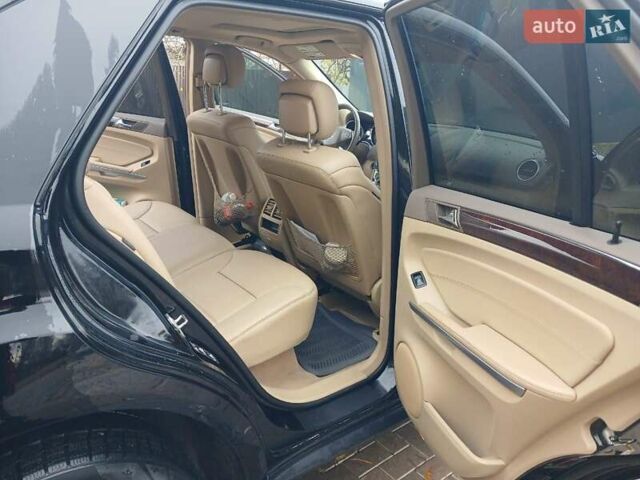 Чорний Мерседес М-Клас, об'ємом двигуна 2.99 л та пробігом 340 тис. км за 13500 $, фото 12 на Automoto.ua