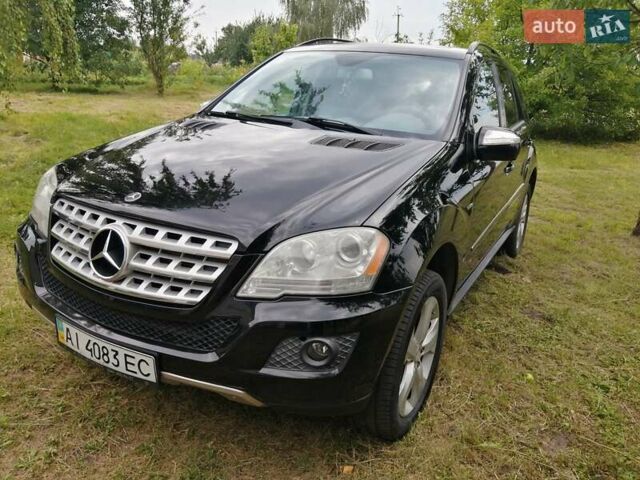 Черный Мерседес М-Класс, объемом двигателя 2.99 л и пробегом 199 тыс. км за 13500 $, фото 4 на Automoto.ua