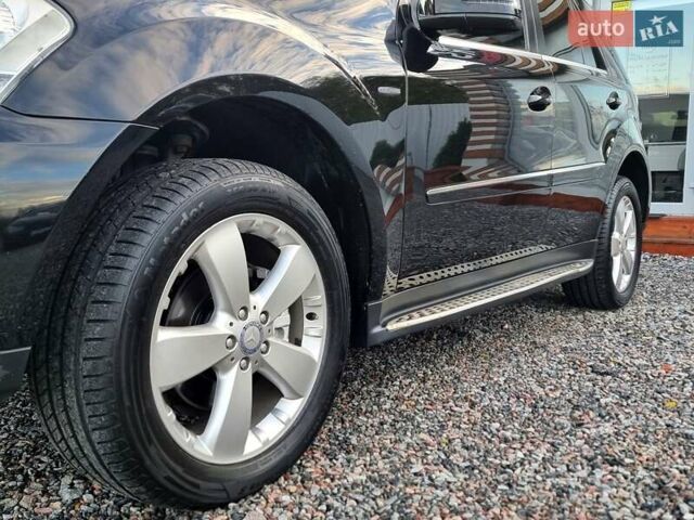 Черный Мерседес М-Класс, объемом двигателя 2.99 л и пробегом 240 тыс. км за 16900 $, фото 12 на Automoto.ua