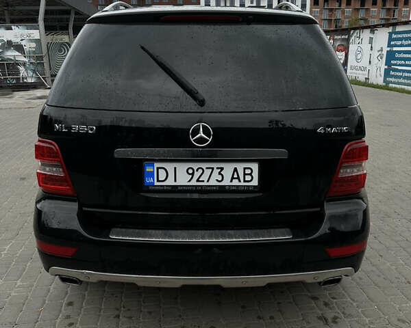 Чорний Мерседес М-Клас, об'ємом двигуна 3.5 л та пробігом 240 тис. км за 11500 $, фото 6 на Automoto.ua