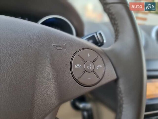 Черный Мерседес М-Класс, объемом двигателя 2.99 л и пробегом 240 тыс. км за 16900 $, фото 49 на Automoto.ua