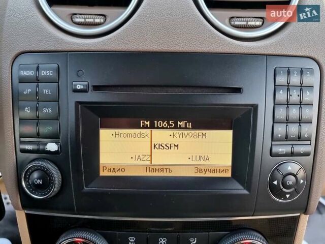 Черный Мерседес М-Класс, объемом двигателя 2.99 л и пробегом 240 тыс. км за 16900 $, фото 59 на Automoto.ua