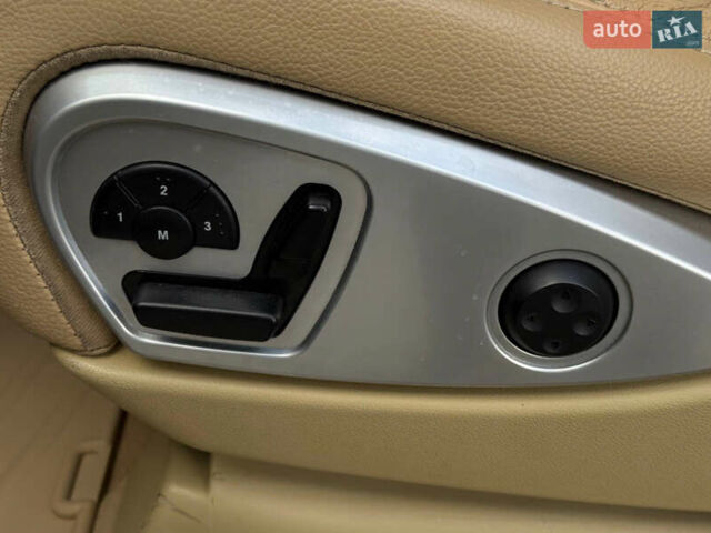 Черный Мерседес М-Класс, объемом двигателя 3.5 л и пробегом 225 тыс. км за 14000 $, фото 15 на Automoto.ua