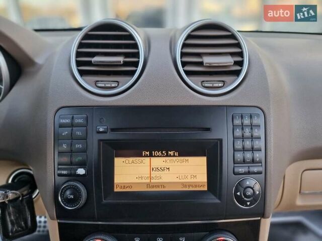 Черный Мерседес М-Класс, объемом двигателя 2.99 л и пробегом 240 тыс. км за 16900 $, фото 60 на Automoto.ua