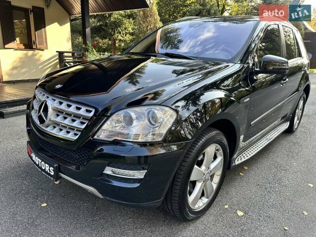 Черный Мерседес М-Класс, объемом двигателя 2.99 л и пробегом 240 тыс. км за 16600 $, фото 5 на Automoto.ua