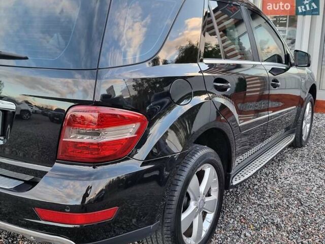 Черный Мерседес М-Класс, объемом двигателя 2.99 л и пробегом 240 тыс. км за 16900 $, фото 25 на Automoto.ua