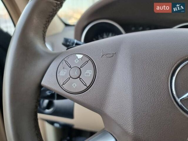 Черный Мерседес М-Класс, объемом двигателя 2.99 л и пробегом 240 тыс. км за 16900 $, фото 48 на Automoto.ua