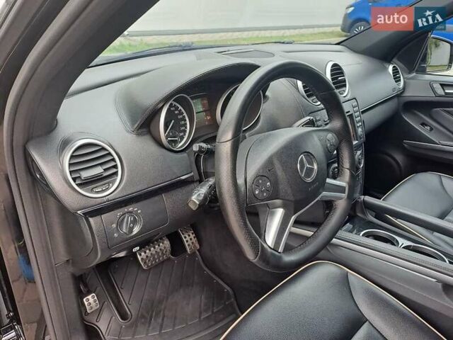 Чорний Мерседес М-Клас, об'ємом двигуна 3 л та пробігом 212 тис. км за 20500 $, фото 30 на Automoto.ua