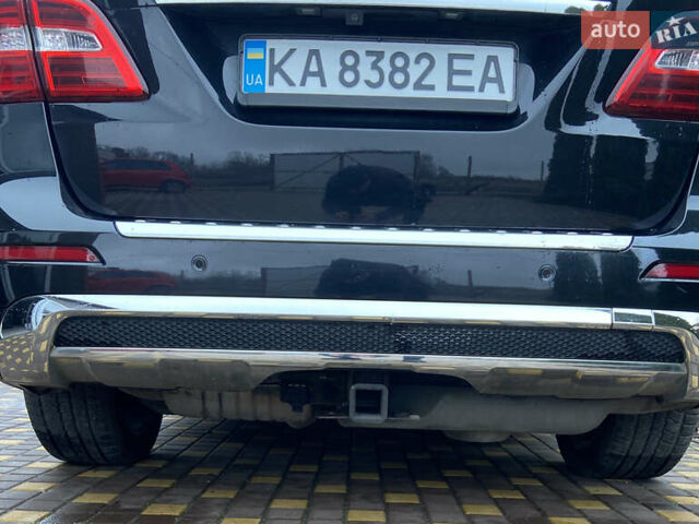 Черный Мерседес М-Класс, объемом двигателя 2.99 л и пробегом 180 тыс. км за 19000 $, фото 34 на Automoto.ua