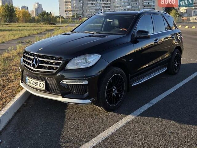 Черный Мерседес М-Класс, объемом двигателя 3.5 л и пробегом 161 тыс. км за 20999 $, фото 12 на Automoto.ua