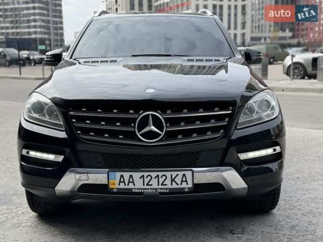 Черный Мерседес М-Класс, объемом двигателя 3 л и пробегом 232 тыс. км за 18750 $, фото 13 на Automoto.ua