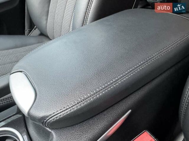 Чорний Мерседес М-Клас, об'ємом двигуна 3 л та пробігом 307 тис. км за 14750 $, фото 27 на Automoto.ua