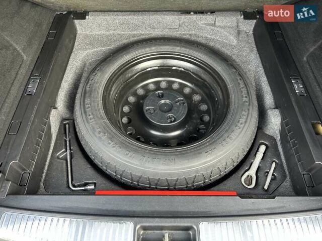 Черный Мерседес М-Класс, объемом двигателя 3.5 л и пробегом 128 тыс. км за 15200 $, фото 29 на Automoto.ua