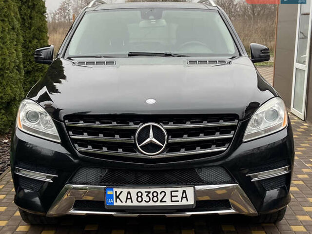 Черный Мерседес М-Класс, объемом двигателя 2.99 л и пробегом 180 тыс. км за 19000 $, фото 2 на Automoto.ua