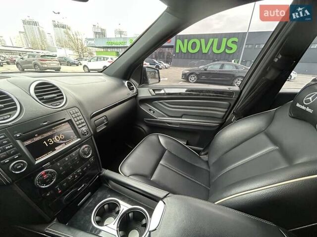Черный Мерседес М-Класс, объемом двигателя 3.5 л и пробегом 128 тыс. км за 15200 $, фото 15 на Automoto.ua