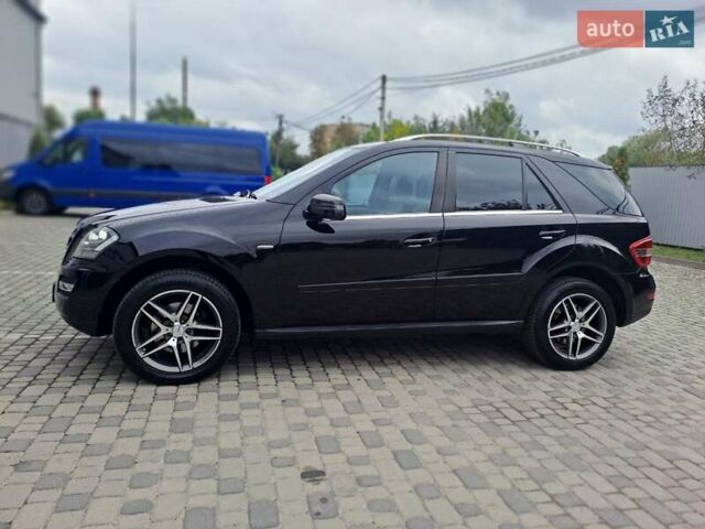 Чорний Мерседес М-Клас, об'ємом двигуна 3 л та пробігом 212 тис. км за 20500 $, фото 9 на Automoto.ua