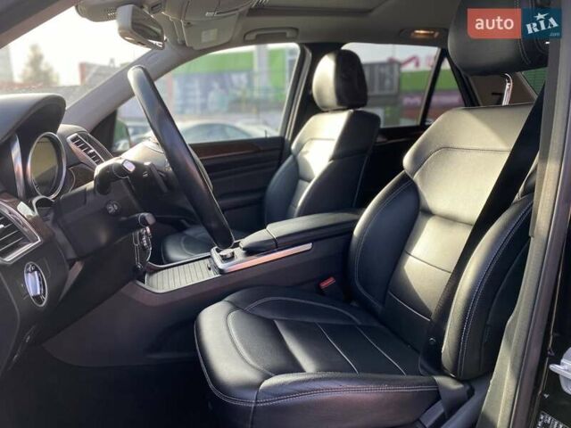 Черный Мерседес М-Класс, объемом двигателя 3 л и пробегом 145 тыс. км за 19990 $, фото 10 на Automoto.ua