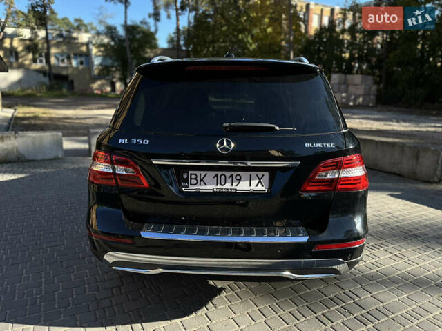 Черный Мерседес М-Класс, объемом двигателя 3 л и пробегом 260 тыс. км за 20500 $, фото 13 на Automoto.ua