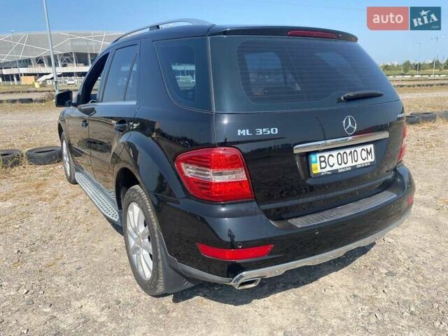 Черный Мерседес М-Класс, объемом двигателя 3.72 л и пробегом 80 тыс. км за 17999 $, фото 3 на Automoto.ua