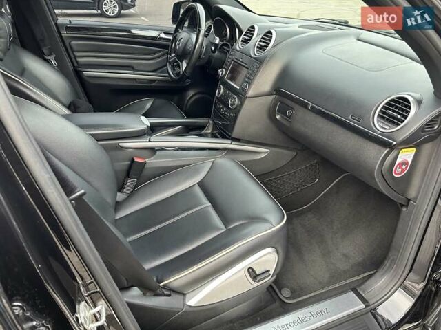 Черный Мерседес М-Класс, объемом двигателя 3.5 л и пробегом 128 тыс. км за 15200 $, фото 24 на Automoto.ua