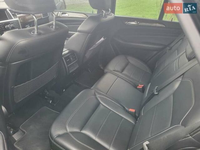 Чорний Мерседес М-Клас, об'ємом двигуна 2.99 л та пробігом 252 тис. км за 18500 $, фото 10 на Automoto.ua