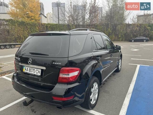 Черный Мерседес М-Класс, объемом двигателя 3 л и пробегом 307 тыс. км за 17000 $, фото 5 на Automoto.ua
