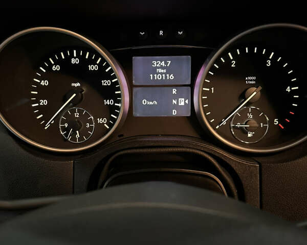 Черный Мерседес М-Класс, объемом двигателя 2.99 л и пробегом 184 тыс. км за 16000 $, фото 15 на Automoto.ua