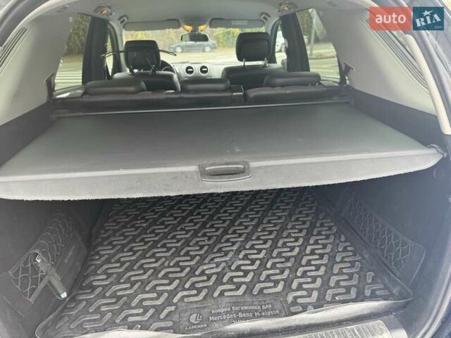 Черный Мерседес М-Класс, объемом двигателя 3 л и пробегом 307 тыс. км за 17000 $, фото 13 на Automoto.ua