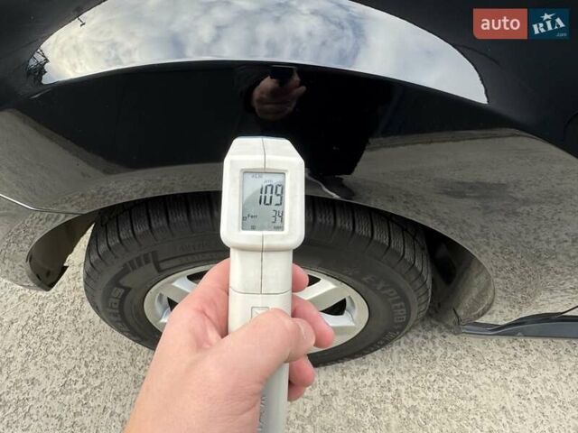 Чорний Мерседес М-Клас, об'ємом двигуна 3 л та пробігом 307 тис. км за 14750 $, фото 62 на Automoto.ua