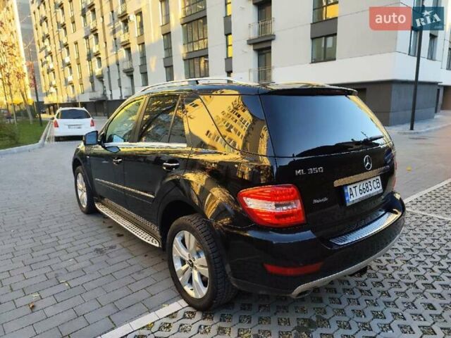 Черный Мерседес М-Класс, объемом двигателя 2.99 л и пробегом 262 тыс. км за 17000 $, фото 3 на Automoto.ua