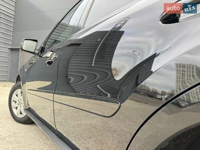 Чорний Мерседес М-Клас, об'ємом двигуна 3 л та пробігом 307 тис. км за 14750 $, фото 52 на Automoto.ua