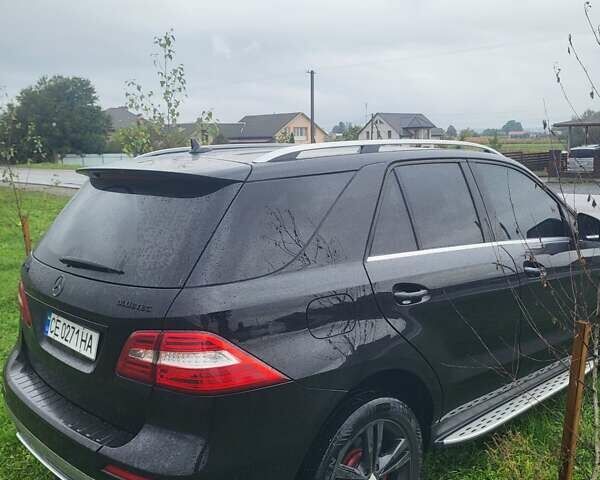 Чорний Мерседес М-Клас, об'ємом двигуна 2.99 л та пробігом 252 тис. км за 18500 $, фото 5 на Automoto.ua