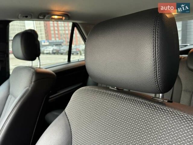 Чорний Мерседес М-Клас, об'ємом двигуна 3 л та пробігом 307 тис. км за 14750 $, фото 33 на Automoto.ua