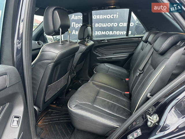 Черный Мерседес М-Класс, объемом двигателя 3 л и пробегом 139 тыс. км за 18900 $, фото 9 на Automoto.ua