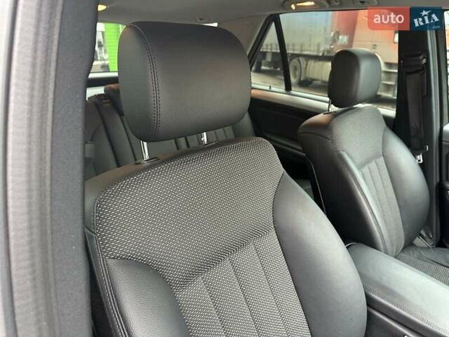 Чорний Мерседес М-Клас, об'ємом двигуна 3 л та пробігом 307 тис. км за 13800 $, фото 31 на Automoto.ua