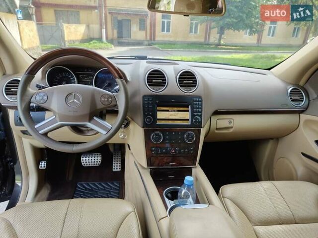 Черный Мерседес М-Класс, объемом двигателя 2.99 л и пробегом 216 тыс. км за 13500 $, фото 3 на Automoto.ua