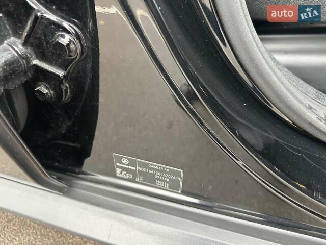 Чорний Мерседес М-Клас, об'ємом двигуна 3 л та пробігом 307 тис. км за 13800 $, фото 33 на Automoto.ua