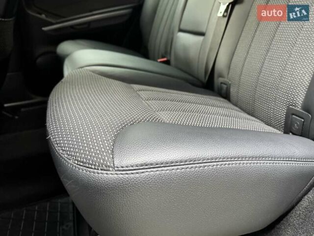 Чорний Мерседес М-Клас, об'ємом двигуна 3 л та пробігом 307 тис. км за 14750 $, фото 30 на Automoto.ua