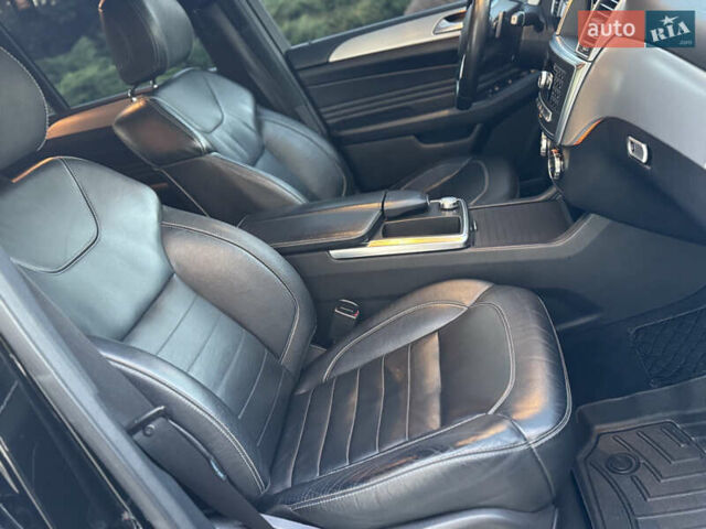 Черный Мерседес М-Класс, объемом двигателя 3 л и пробегом 274 тыс. км за 19700 $, фото 20 на Automoto.ua