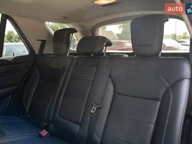 Черный Мерседес М-Класс, объемом двигателя 2.99 л и пробегом 121 тыс. км за 26900 $, фото 32 на Automoto.ua