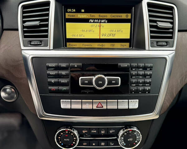 Черный Мерседес М-Класс, объемом двигателя 3.5 л и пробегом 160 тыс. км за 19500 $, фото 17 на Automoto.ua