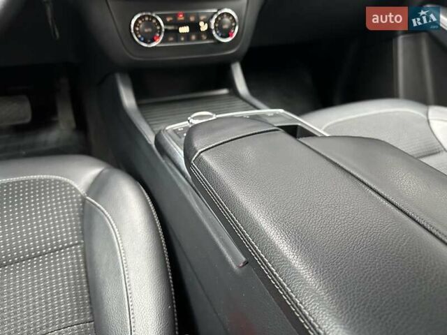 Чорний Мерседес М-Клас, об'ємом двигуна 2.2 л та пробігом 271 тис. км за 16450 $, фото 36 на Automoto.ua
