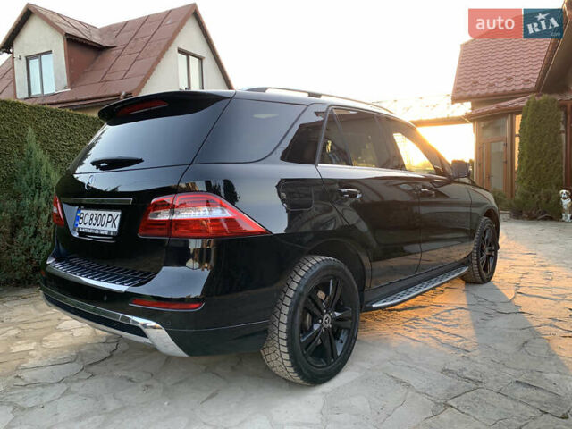 Мерседес М-Класс 2012 в Львове на Automoto.ua Черный Мерседес М-Класс, объемом двигателя 2.99 л и пробегом 286 тыс. км за 20950 $, фото 3 на Automoto.ua